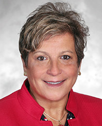 Tracey Wallace, MBA, CMPE Headshot