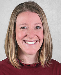 Hanna Bjork, LICSW Headshot