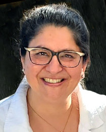 Diane DerMarderosian, MD, FAAP Headshot